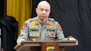 Irjen Teddy Minahasa diperiksa polisi terkait kasus dugaan narkoba (foto/int)