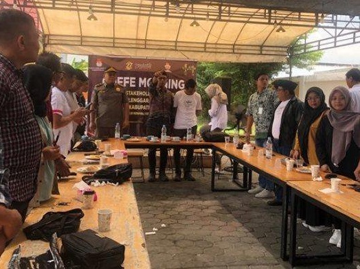 KPU Siak telah membacakan jumlah DPT untuk Pilkada Siak pada rapat pleno penetapan DPT se Provinsi Riau di KPU Riau, Minggu (22/9/2024). 