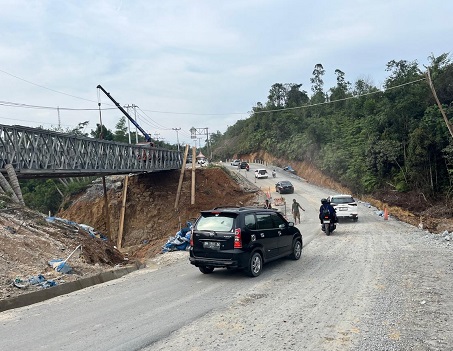 Perbaikan jalan rusak di Desa Tanjung Alai, Kampar terus digesa (foto/Yuni)