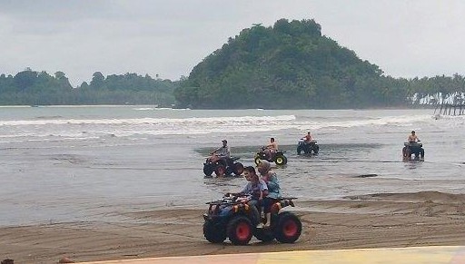Pariwisata Padang melejit, kunjungan Lebaran naik 49 persen (foto/int)