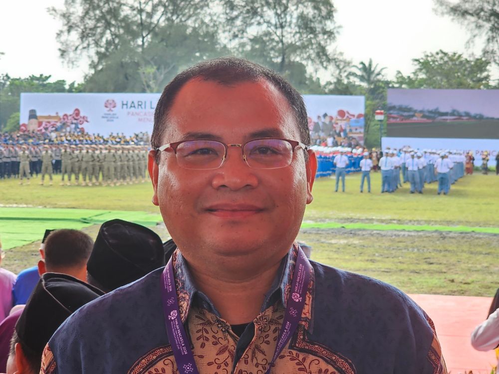 Rektor Unilak, Junaidi.(foto: mcr)