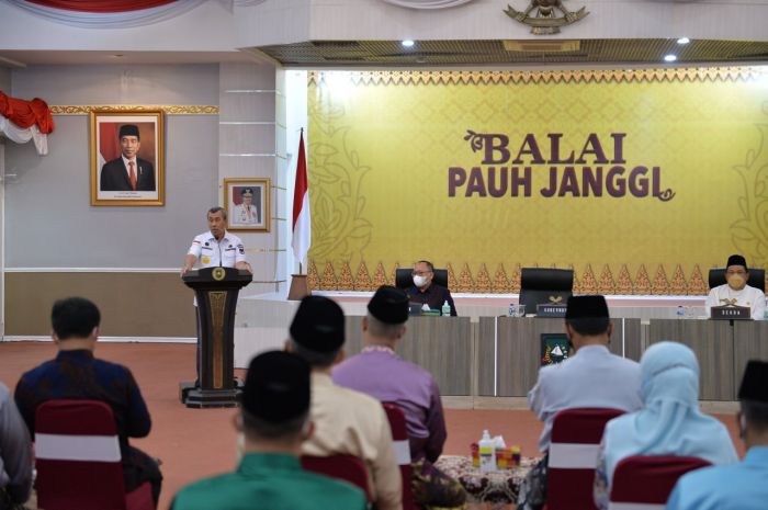 Exit Meeting BPK Provinsi Riau terkait Pemeriksaan Intern atas Laporan Keuangan Pemprov Riau tahun anggaran 2021. 
