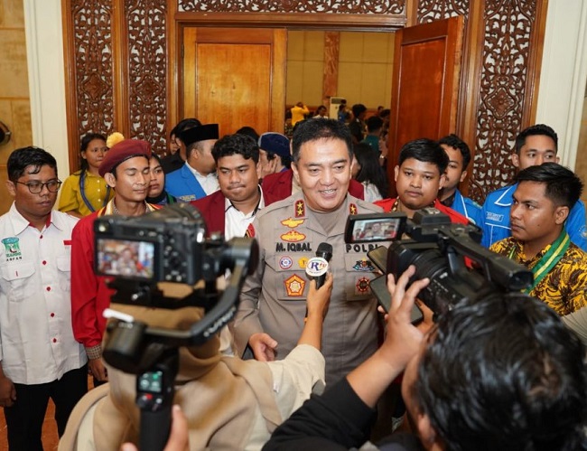 Kapolda Riau gandeng mahasiswa sukseskan Pilkada di Riau.