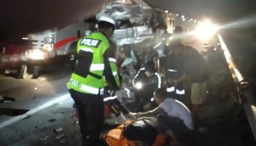 Kecelakaan maut di Tol Pekanbaru-Dumai renggut lima nyawa (foto/tribunpku)