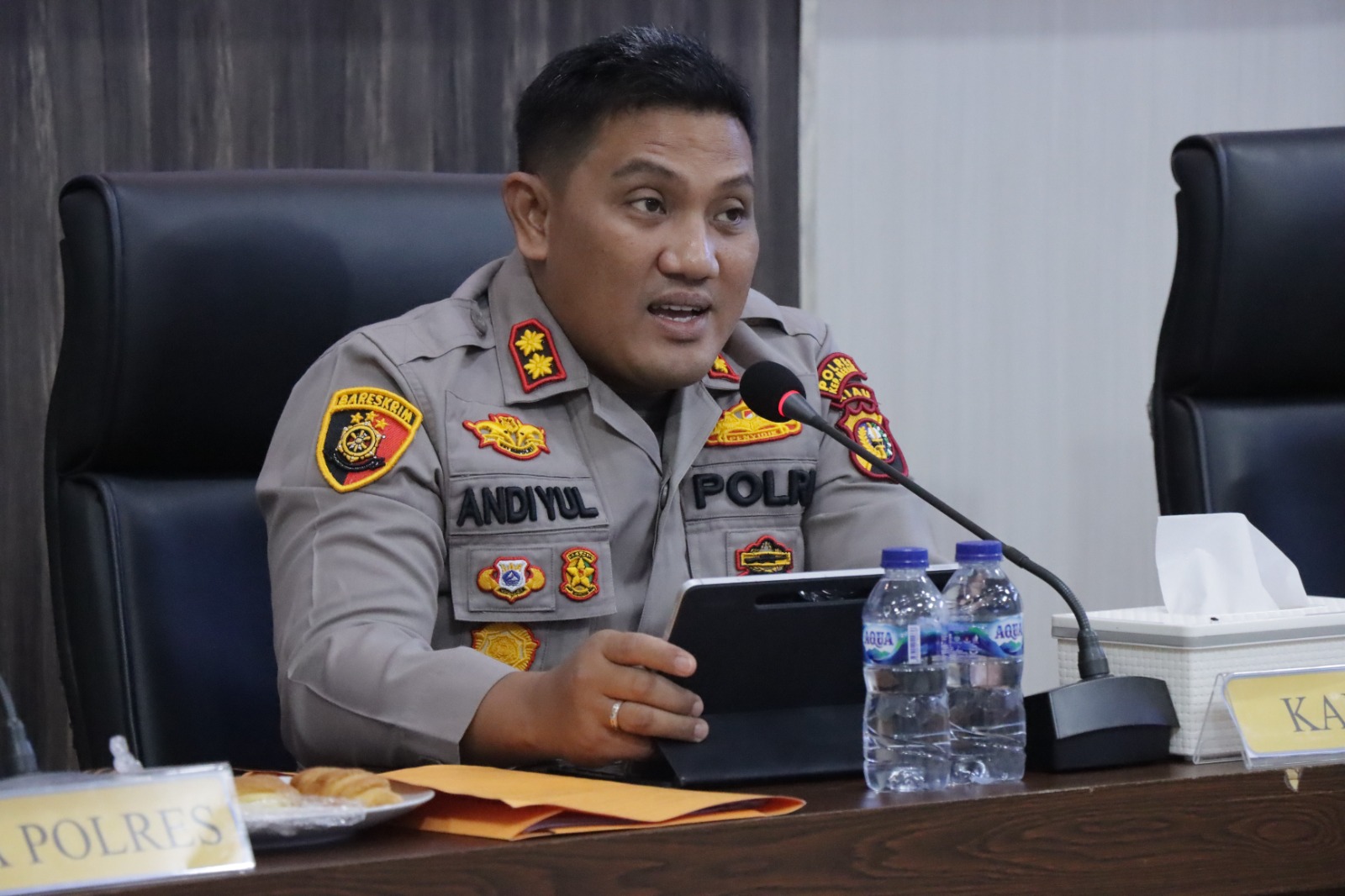 Kapolres Kepulauan Meranti, AKBP Andi Yul saat memimpin kegiatan gelar operasional (GO)