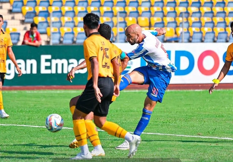 PSPS Riau hanya meraih hasil imbang saat lawan PSDS Deli Sedang di Pekanbaru (foto/Instagram)