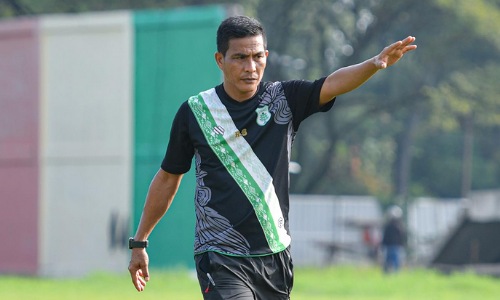 Ridwan Saragih ditunjuk jadi Pelatih Kepala PSPS Riau, gantikan Jan Saragih.(foto: int)