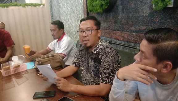 Ketua Panpel PSPS Riau, Bambang