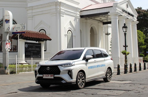 Toyota Veloz Hybrid Laris Manis, 4.000 SPK dalam 1,5 Bulan