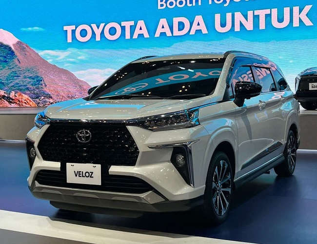 Teknologi Hybrid dan Harga Kompetitif, Toyota Veloz Jadi Ancaman Baru di Segmen MPV