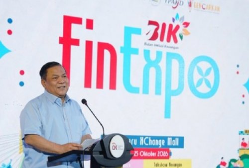 SF Hariyanto buka Financial Expo dan puncak bulan inklusi keuangan 2026.