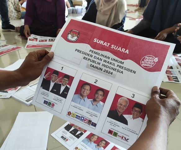 ilustrasi surat suara