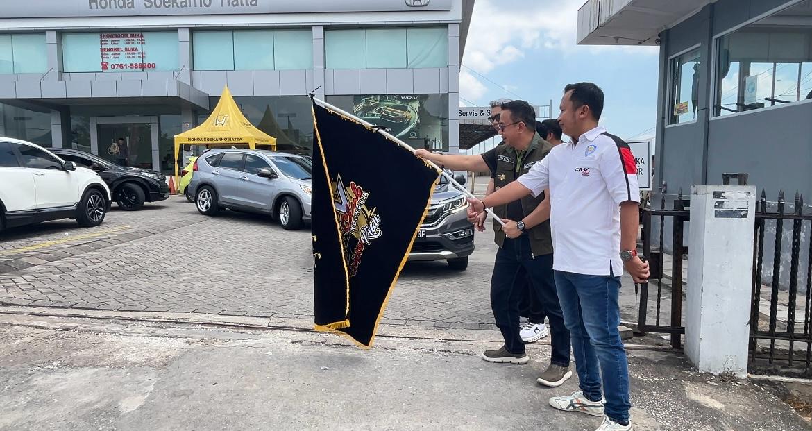 Honda Soekarno Hatta Lepas CRV Club Indonesia Chapter Riau ke Dumai