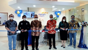 Peresmian layanan Mandiri InHelath di Eka Hospital Pekanbaru