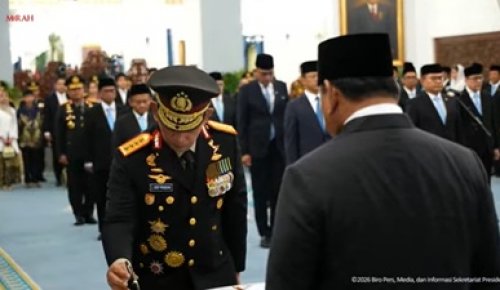 Jenderal Listyo Sigit resmi dilantik Prabowo sebagai Kepala Staf Kepresidenan (foto/ist)