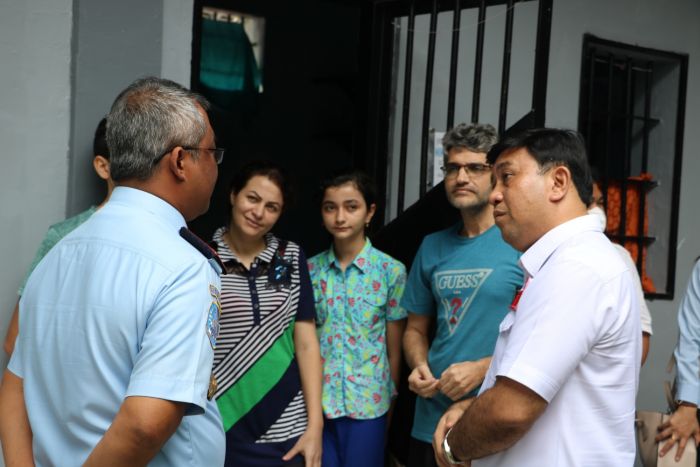 Beberapa WNA yang akan dideportasi Rudenim Pekanbaru karena melakukan pelanggaran hukum dan keimigrasian.(foto: mcr)