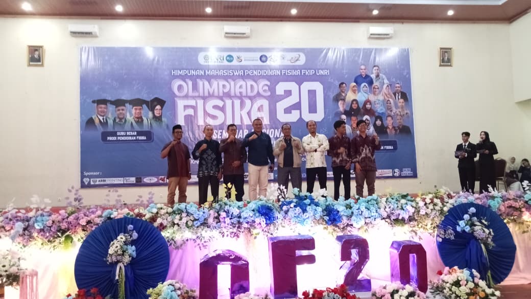Olimpiade Fisika XX FKIP Unri berakhir meriah (foto/ist)