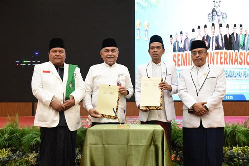 Disaksikan Menteri Agama, BRK Syariah lakukan MoU dengan LP3N Perti (foto/yuni) 