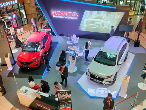 Pameran Honda di Mal Ska Pekanbaru, Minggu (7/11/2021).