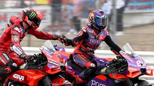 Jorge Martin dan Francesco Bagnaia.(foto: int)