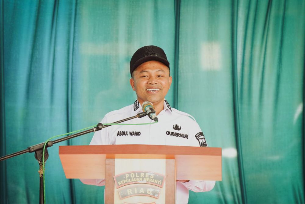 Gubri Wahid sambut baik PLN bangun kabel listrik bawah laut di Meranti (foto/MCR)