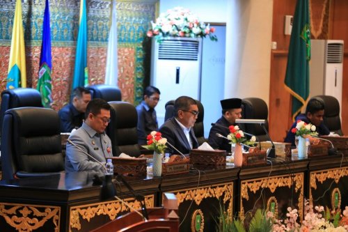 Paripurna penyampaian Ranperda PPA di DPRD Riau.(foto: mcr)