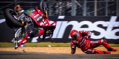 Marc Marquez crash di Sirkuit Le Mans, Prancis.(foto: int)