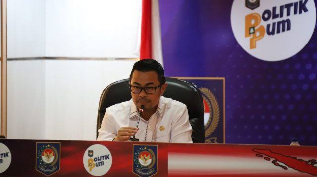 Risnandar Mahiwa calon Pj Walikota Pekanbaru pengganti Muflihun.(foto: int)