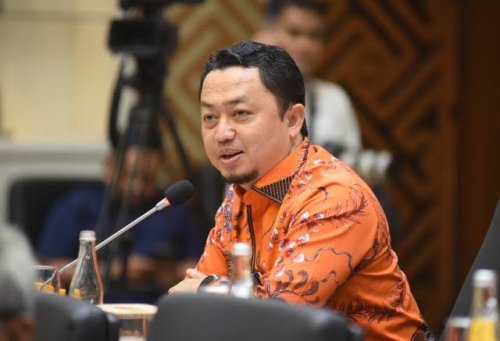 Anggota Komisi I DPR RI, Dr. Syahrul Aidi Ma’azat (foto/int)