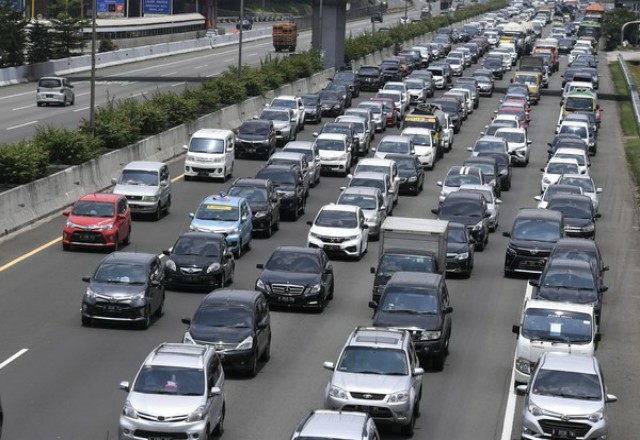 Perhatian, Mau Ke Luar Kota Sekarang Lebih Ketat, Ini Aturan Berkendaranya!