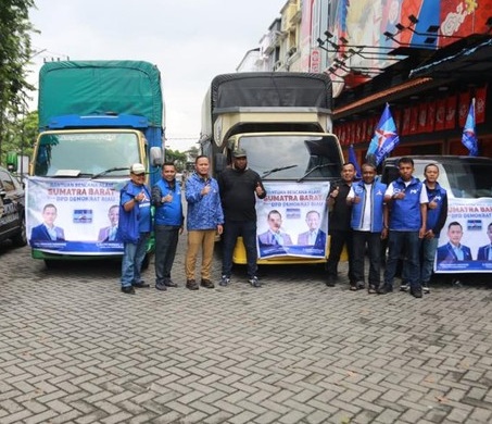 DPD Demokrat Riau distribusi bantuan ke Sumbar.