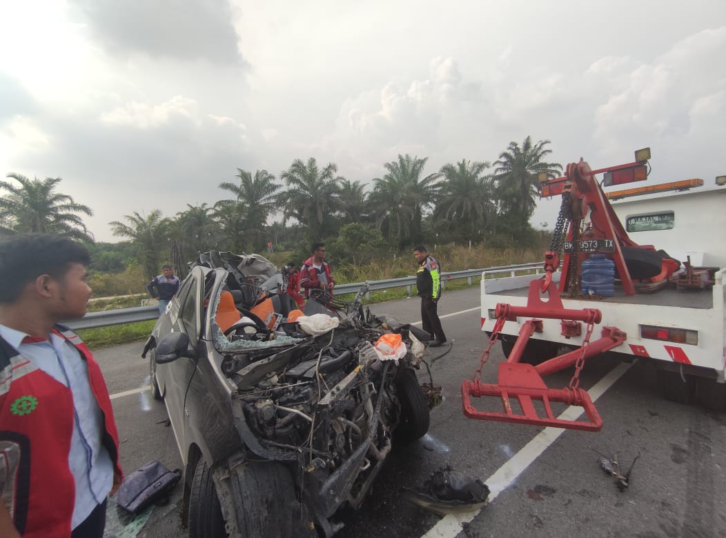 Kecelakaan tersebut terjadi di KM 46/200 Jalur A Kecamatan Kandis (foto/bayu)