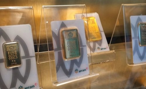 Ilustrasi harga emas Antam stagnan di Pekanbaru (foto/Riki)