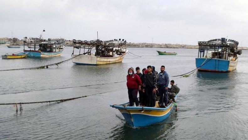 Israel menangkap empat nelayan Palestina di lepas pantai Mediterania Gaza