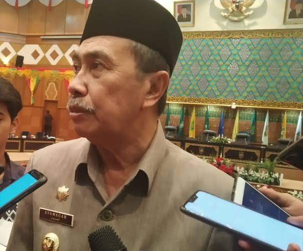 Gubernur Riau Syamsuar