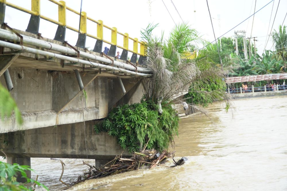 Pembatasan lalu lintas di Jembatan Sei Rokan, Ujung Batu diperketat (foto/int)