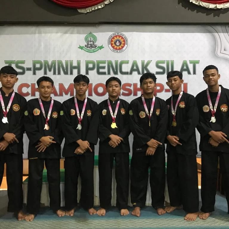 Atlet silat Pondok Pesantren Darul Fikri raih medali dalam ajang Championship III Tingkat Nasional Antar Pondok Pesantren se-Sumatera 2023.