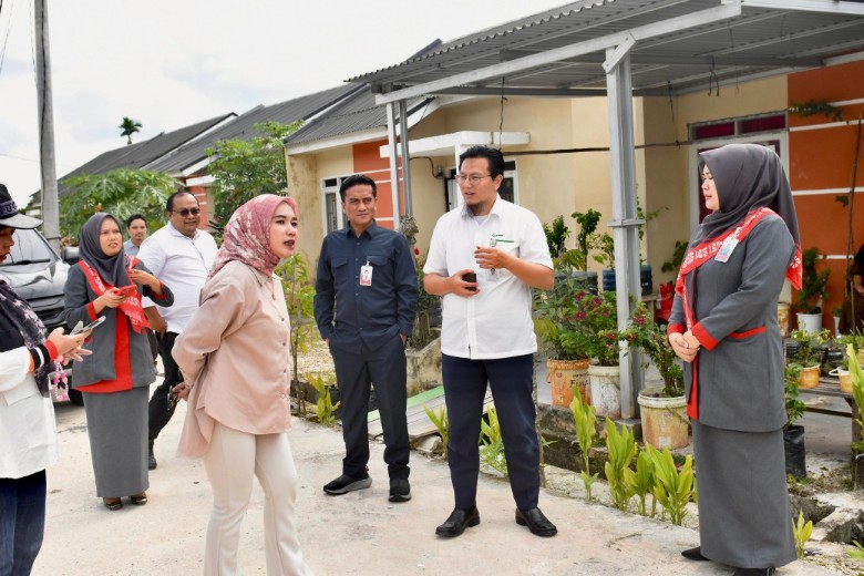 Monitoring dan evaluasi FLPP 2025 di Riau, BP Tapera perkenalkan inovasi AkuHUNI dan MBR Rating ke pemanfaat BRK Syariah (foto/ist)
