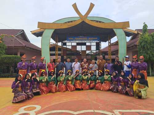 Ketua SPS Riau, Saidul Tombang, menekankan pentingnya menjaga budaya membaca dan menulis. (Foto: Istimewa)
