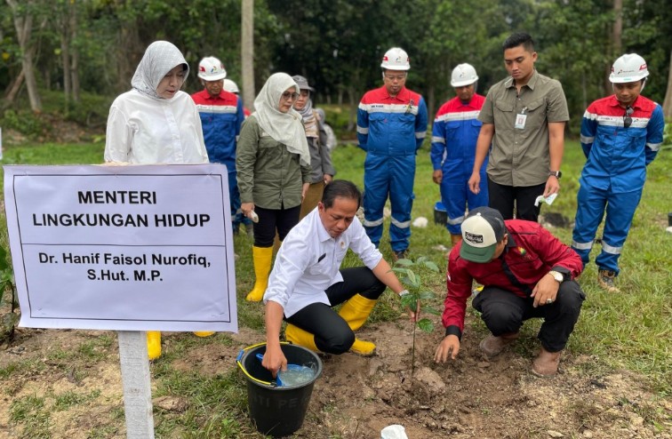 Menteri Lingkungan Hidup, Hanif Faisol Nurofiq Kunker ke Kawasan Konservasi Tahura Sultan Syarif Hasyim