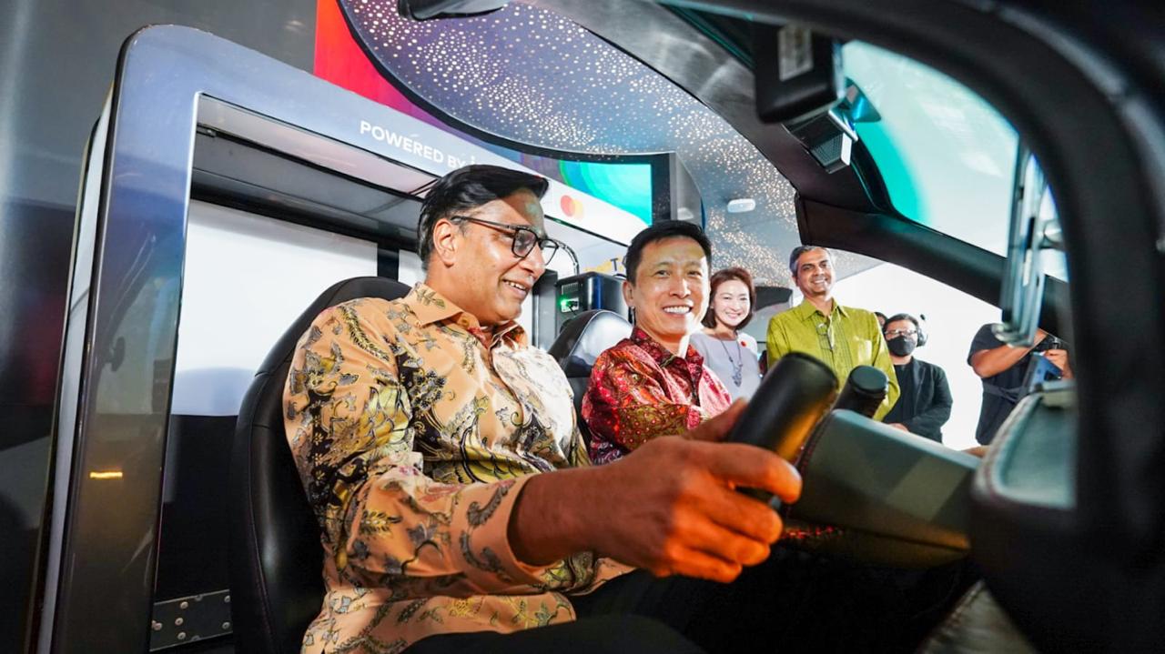 Kolaborasi Mastercard dan Indosat bertujuan untuk mengeksplorasi pengembangan solusi manajemen armada berbasis teknologi dan transaksi kendaraan (foto/ist)