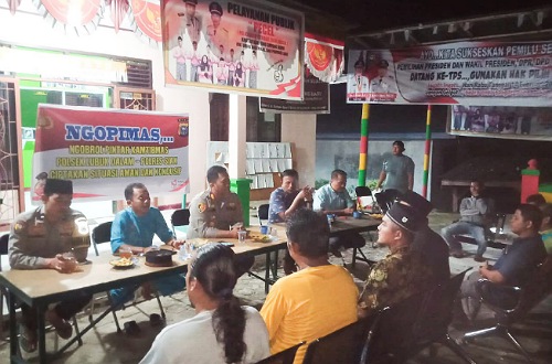 Kapolsek Lubuk Dalam gelar kegiatan Ngopi Mas sampaikan Pemilu Damai 2024.(foto: istimewa)