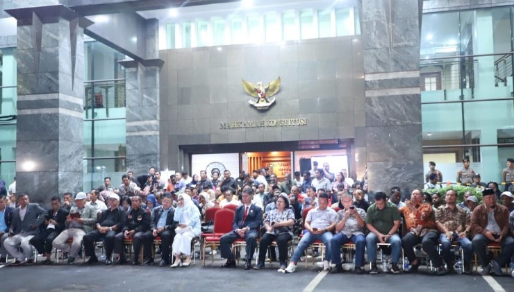 Sengketa hasil Pilkada Rohul, MK tolak gugatan Kelmi Amri-Asparaini (foto/ist)