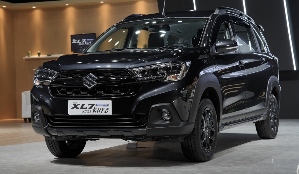 Suzuki Luncurkan New XL7 Hybrid Alpha Kuro: SUV Tangguh Bernuansa Elegan Karya Anak Bangsa