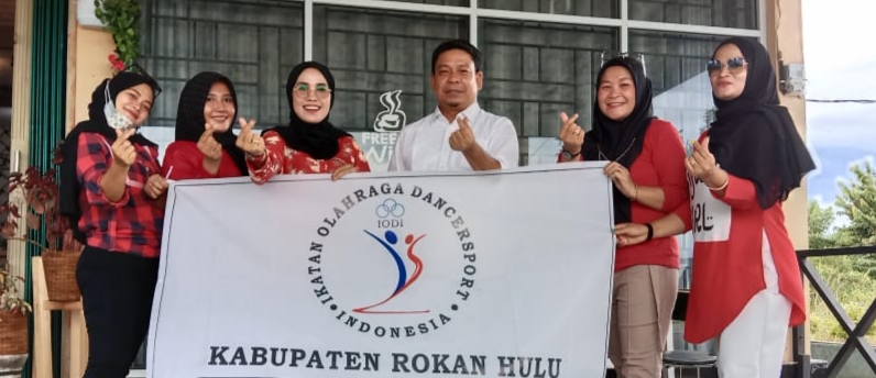 Hamsanah dilantik sebagai Ketua IODI Rohul 2021-2025 hasil Rakerprov IODI Riau. 