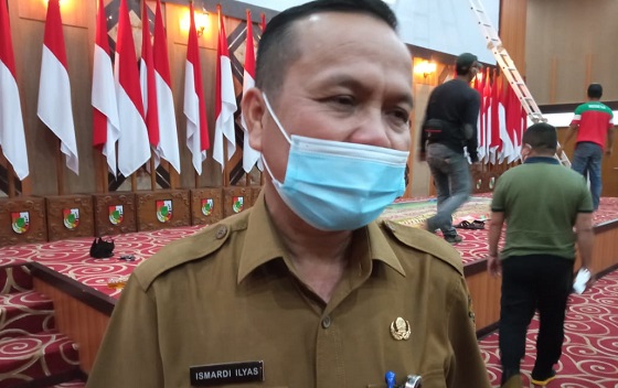 Kepala Dinas Pendidikan Kota Pekanbaru, Ismardi Ilyas