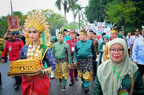 Gubernur dan Wakil Gubernur Riau 2024 terpilih, Abdul Wahid dan SF Hariyanto.(foto: sri/halloriau.com)