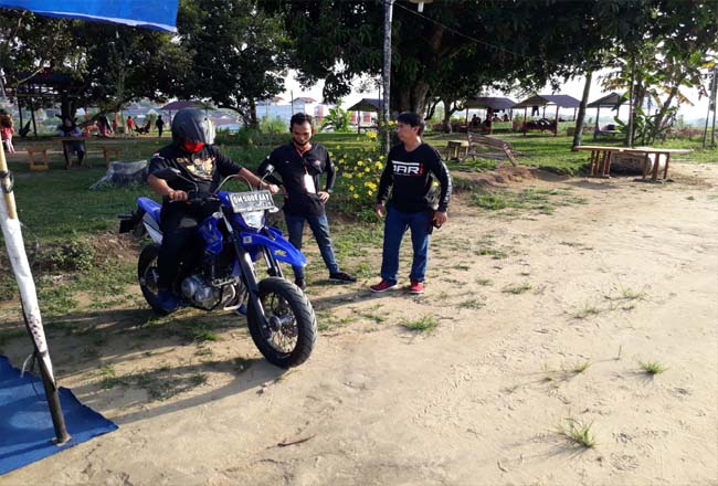 WR 155 Diuji Coba oleh Rider R25 di D’keboen Park