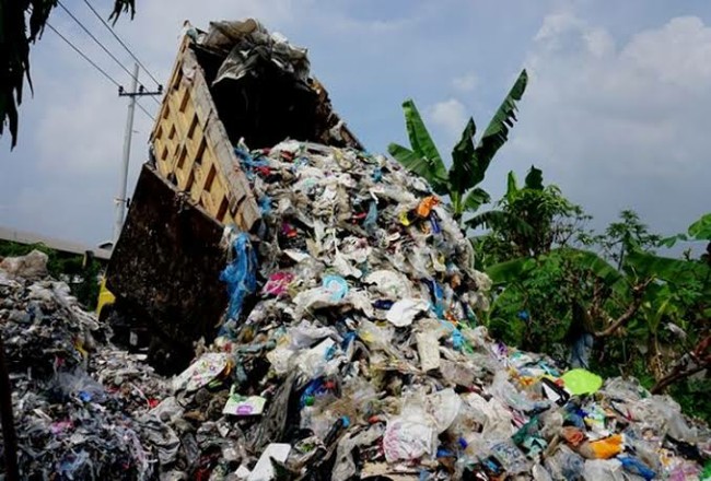 Ilustrasi lelang pengelolaan sampah di Pekanbaru tahun 2025 rampung (foto/int)