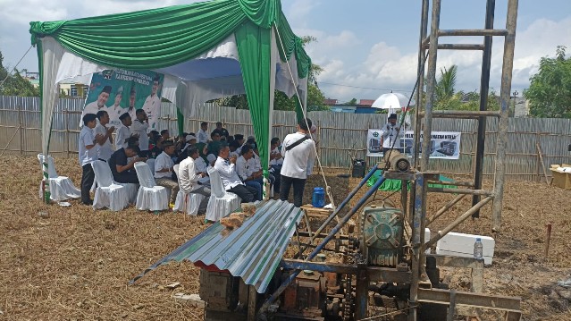 Peletakan batu untuk kantor baru DPW PKB merupakan gedung tiga lantai (foto/rinai-halloriau)